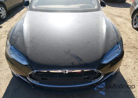 2014 Tesla Model S P85 z USA, uszkodzony, nr VIN 5YJSA1H15EFP52844